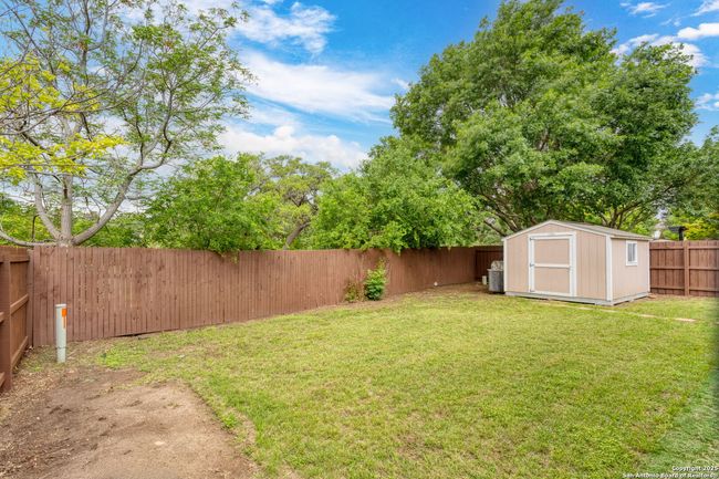 10406 Canyon Riv, House other with 4 bedrooms, 3 bathrooms and null parking in Helotes TX | Image 27