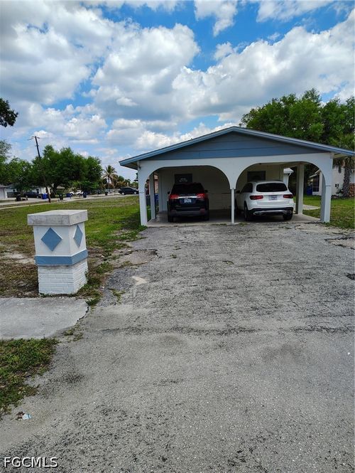 2709 Jackson St, FORT MYERS, FL, 33901-9529 | Card Image