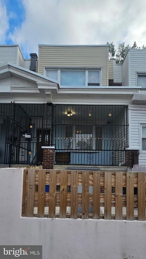 246 W Duncannon Ave, Philadelphia, PA, 19120-3327 | Card Image