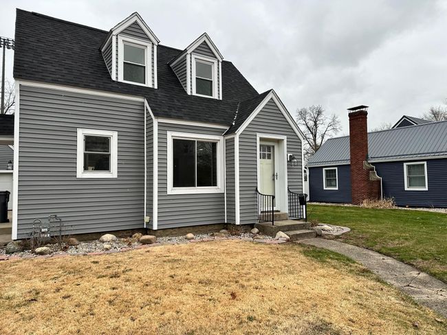 909 E Reynolds, House other with 3 bedrooms, 2 bathrooms and null parking in Goshen IN | Image 2