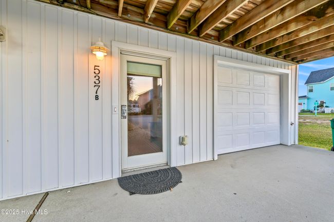 B - 537 Third Ave S, Condo with 4 bedrooms, 5 bathrooms and 1 parking in Kure Beach NC | Image 6