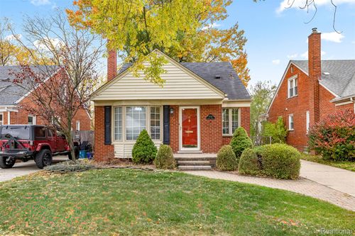 10126 Colwell Ave, Allen Park, MI, 48101-1390 | Card Image