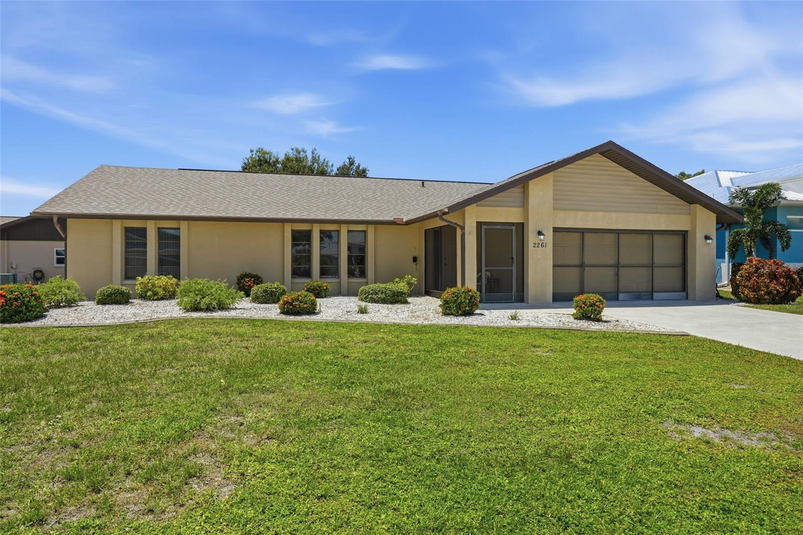 Residential in PUNTA GORDA 3