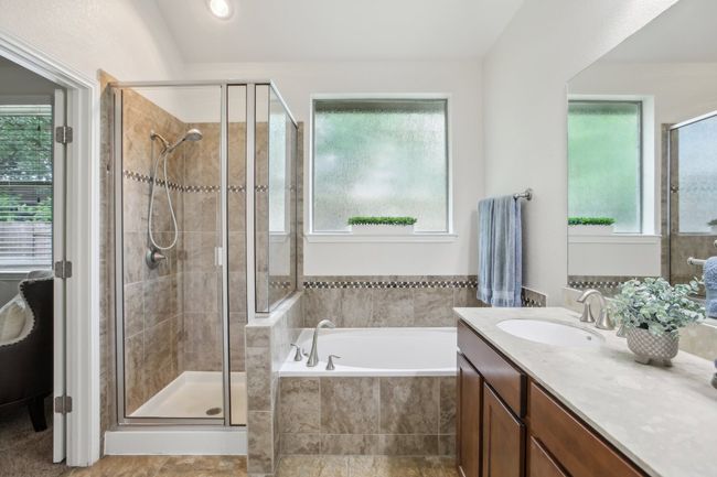 2228 Hilltop Climb Dr, House other with 4 bedrooms, 2 bathrooms and 4 parking in Leander TX | Image 20