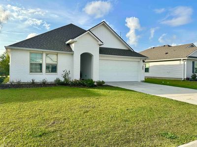 105 Headland Drive, House other with 4 bedrooms, 2 bathrooms and null parking in Thibodaux LA | Image 1