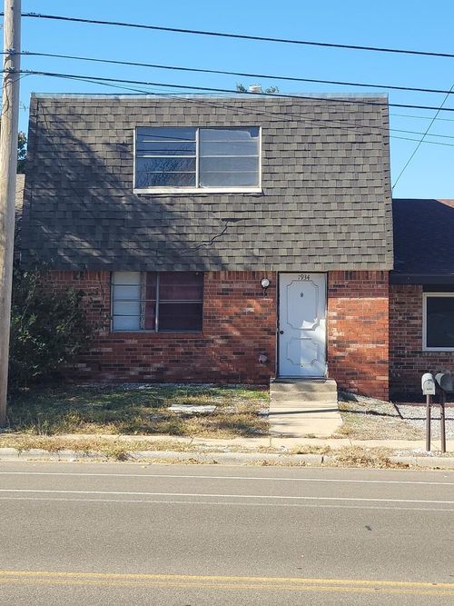 1934 Port Ln, Amarillo, TX, 79106-2418 | Card Image