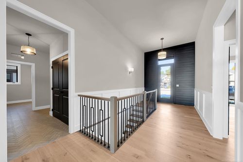 54714 Camden Ct, Shelby Twp, MI, 48316-3629 | Card Image