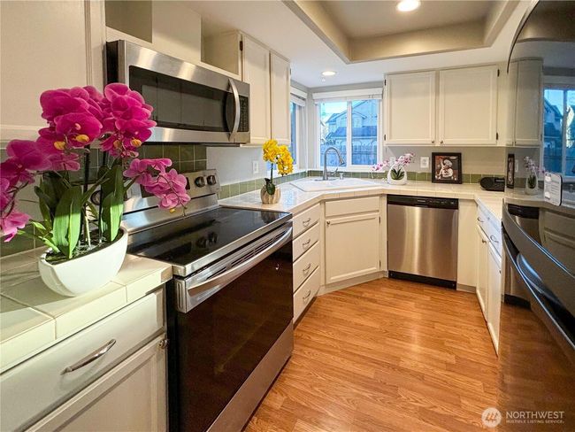 18528 20th Drive Se, Townhouse with 3 bedrooms, 3 bathrooms and 1 parking in Bothell WA | Image 5