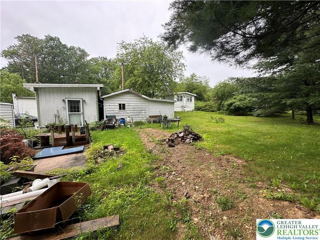 3538 Mountain Rd, House other with 3 bedrooms, 2 bathrooms and null parking in Slatington PA | Image 17