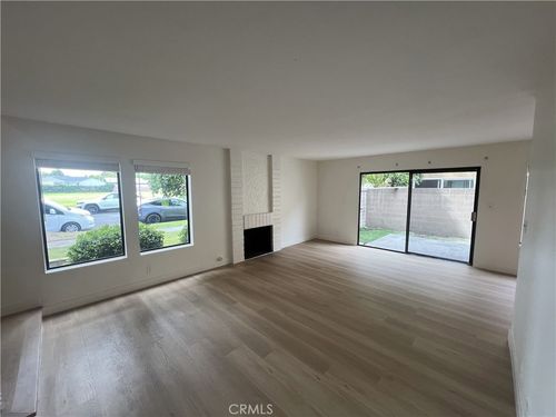 apt-1-5242 Hayter Ave, Lakewood, CA, 90712-2331 | Card Image