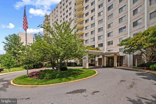 apt-815-1111 University Blvd W, SILVER SPRING, MD, 20902-3330 | Card Image