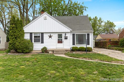 1011 Buckingham St, Wyoming, MI, 49509-2830 | Card Image