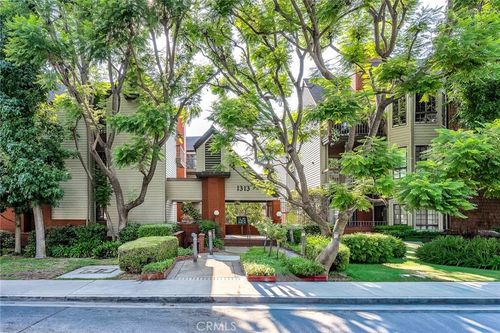 109-1313 Valley View Rd, Glendale, CA, 91202 | Card Image
