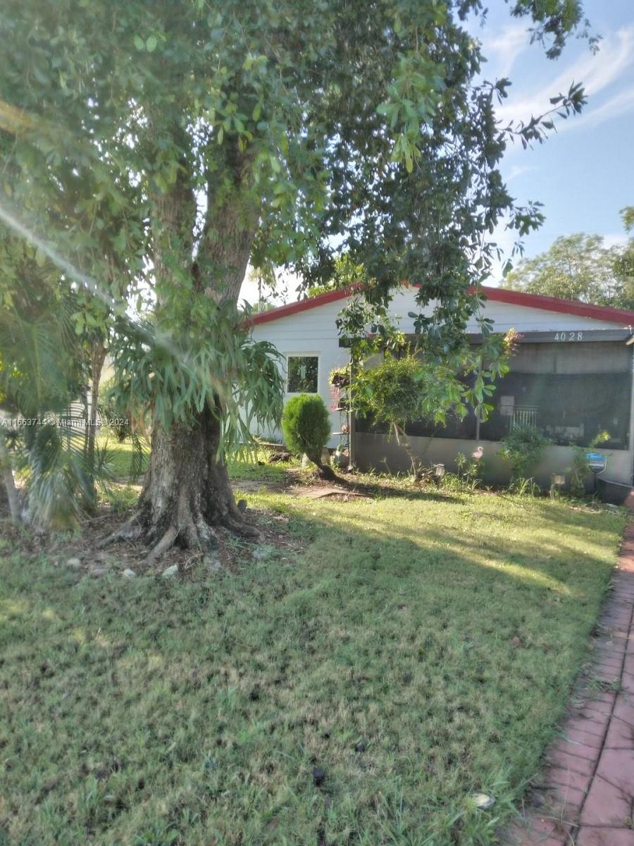 49th Ct, Fort Lauderdale, FL 33314