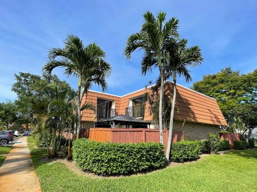 11-2880 Waterford Dr S, Deerfield Beach, FL, 33442-5971 | Card Image