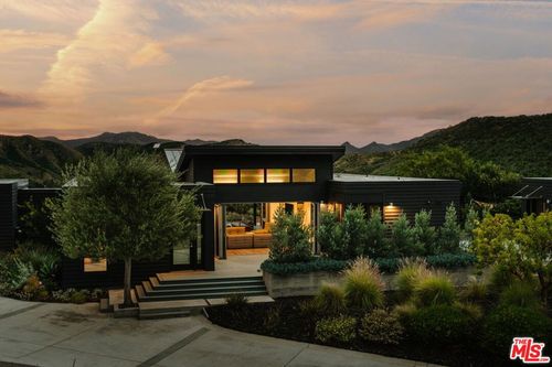 3649 Kanan Rd, Agoura Hills, CA, 91301 | Card Image