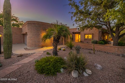 6497 E Via Algardi, Tucson, AZ, 85750-6381 | Card Image
