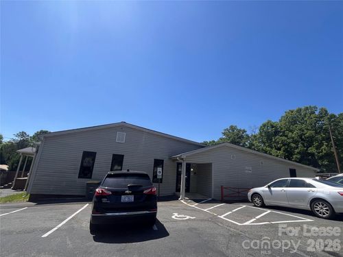 2580 Echerd St, Kannapolis, NC, 28083-8103 | Card Image