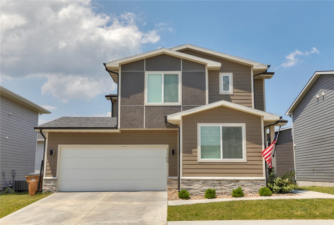 Cedarwood Dr, Grimes, IA 50111