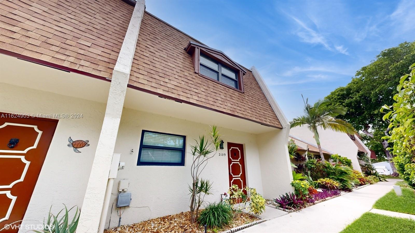 14th Ave, Hollywood, FL 33020