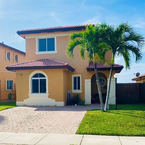 2526 Ne 41st Ave, Homestead, FL, 33033-5121 | Card Image