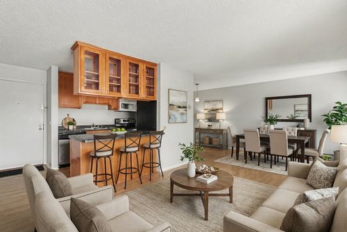 apt-201-4110 Rahn Rd, Eagan, MN, 55122-2182 | Card Image