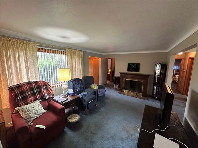 1020 Grove St. Ext., House other with 3 bedrooms, 2 bathrooms and 2 parking in Hempfield Twp - WML PA | Image 4