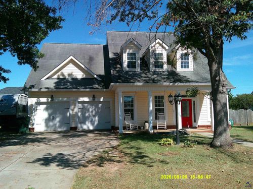 202 Meyers Lake Dr, Warner Robins, GA, 31088-2118 | Card Image