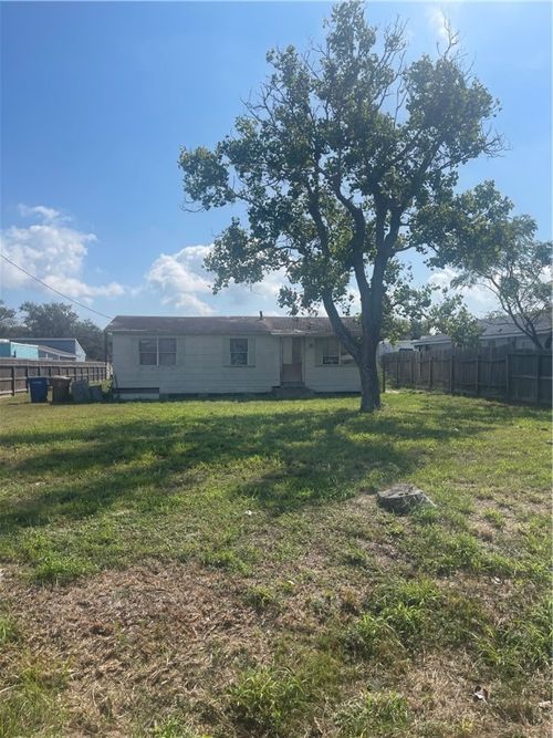4009 Sweet Bay Dr, Corpus Christi, TX, 78418-3147 | Card Image