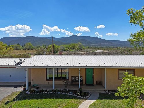 560 Camino Coronado, Taos, NM, 87571-6643 | Card Image