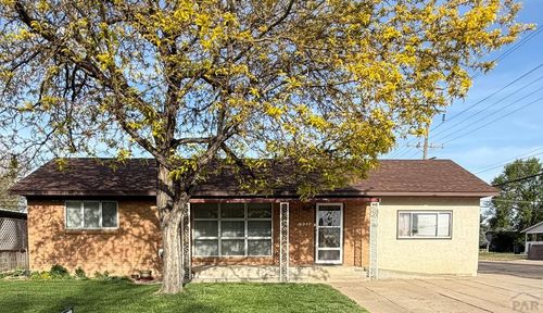 1922 Elmwood Ln, Pueblo, CO, 81005-2517 | Card Image