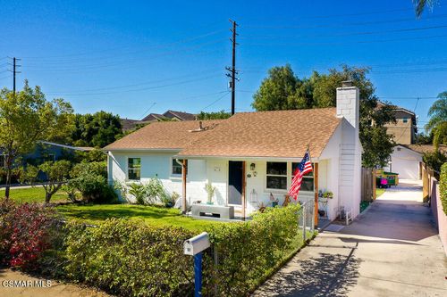 31 Fremont Ave, Moorpark, CA, 93021-2215 | Card Image