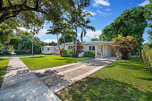 6320 Nw 41st St, Virginia Gardens, FL, 33166-6905 | Card Image