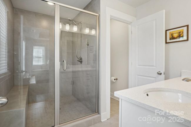 562 Amalfi Dr, Townhouse with 4 bedrooms, 4 bathrooms and null parking in Davidson NC | Image 11