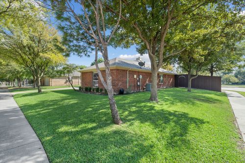 6005 Parkplace Dr, Argyle, TX, 76226-2229 | Card Image