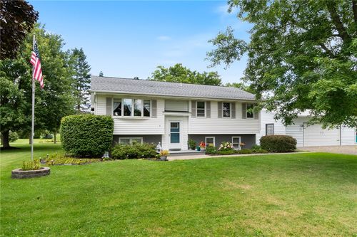 4 Mill St, Cohocton, NY, 14826-9433 | Card Image