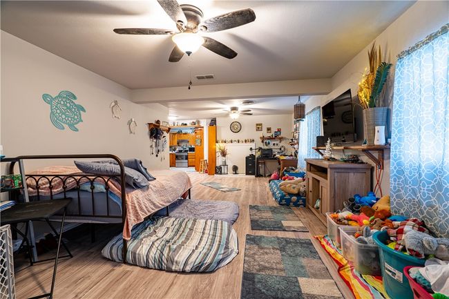 606 N Ironwood Ave, House other with 3 bedrooms, 2 bathrooms and 2 parking in Bishop TX | Image 6