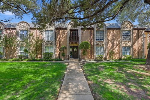 1501-4102 Ridglea Country Club Dr, Benbrook, TX, 76126-2228 | Card Image