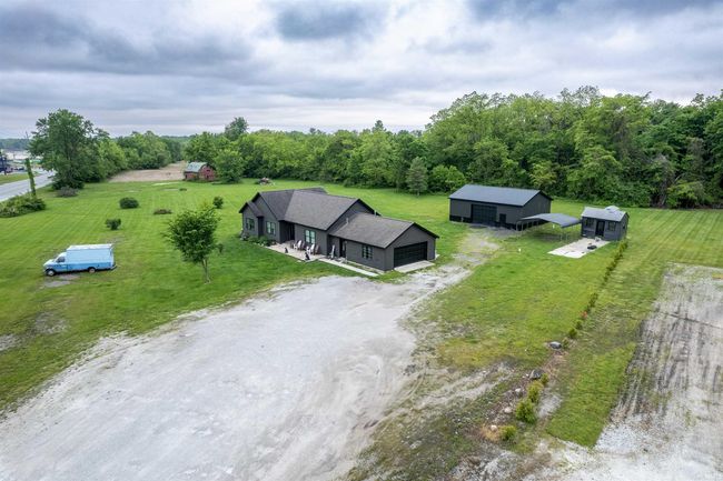 2325 N Huntington Rd, House other with 3 bedrooms, 2 bathrooms and null parking in Marion IN | Image 5