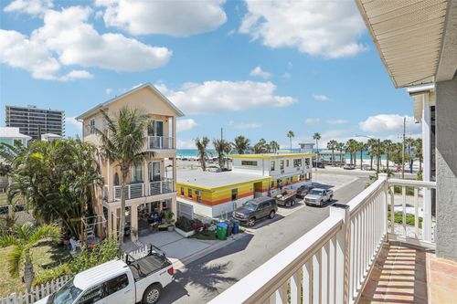 23 80th Ave, TREASURE ISLAND, FL, 33706-5215 | Card Image
