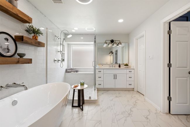 Plenty of natural light | Image 24