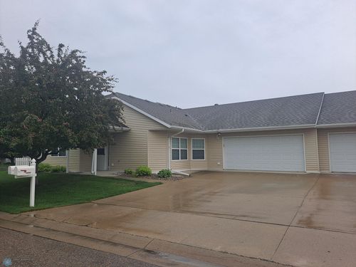 unit-d-5409 University Dr S, Fargo, ND, 58104-6492 | Card Image