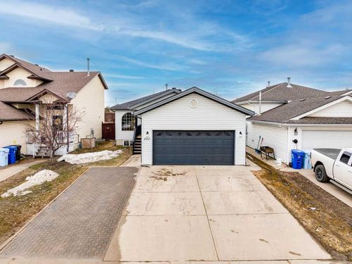 202 Laffont Way, Fort Mcmurray, AB, T9K2R3 | Card Image