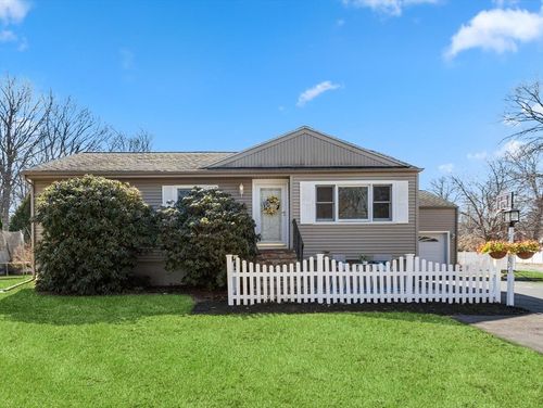 48 Bumble Bee Cir, Shrewsbury, MA, 01545-3212 | Card Image