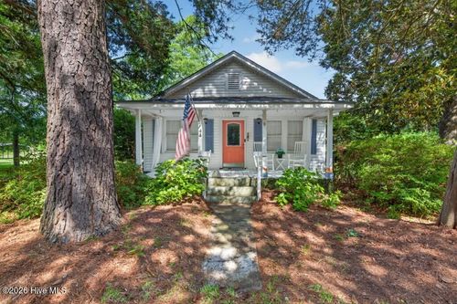 44 Jackson St, Bayboro, NC, 28515-8014 | Card Image