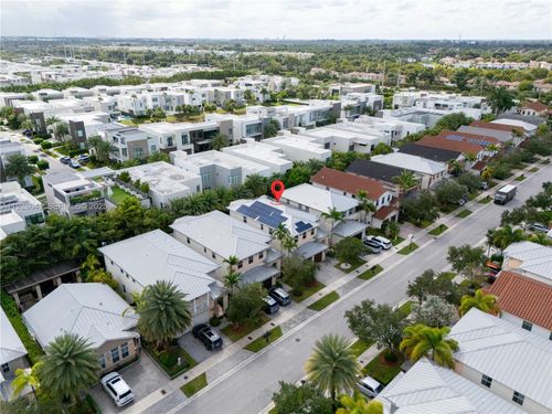 1-10470 Nw 69th Ter, Doral, FL, 33178-3249 | Card Image