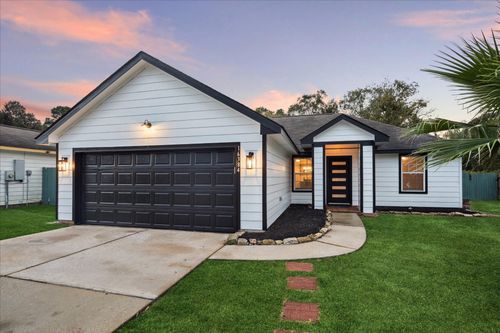 16384 Ryan Guinn Way, Conroe, TX, 77303-4608 | Card Image