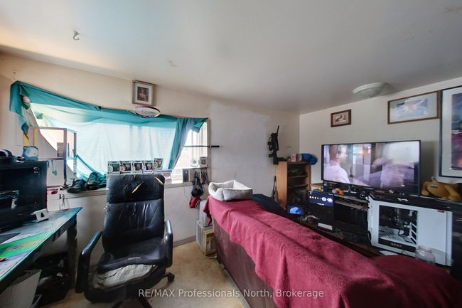 148 Park Rd, Home with 5 bedrooms, 5 bathrooms and 5 parking in Bracebridge ON | Image 24