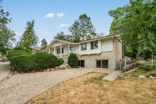877 200, Farmington, UT, 84025-2102 | Card Image