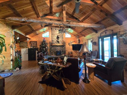 1660 Brush Creek Rd, Marshall, AR, 72650 | Card Image